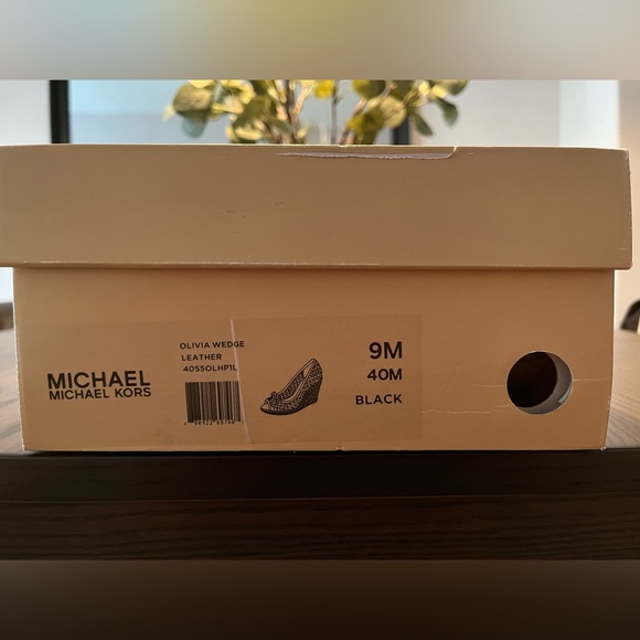 Michael Kors Olivia Wedge Espadrille Sandles - Picture 8 of 8